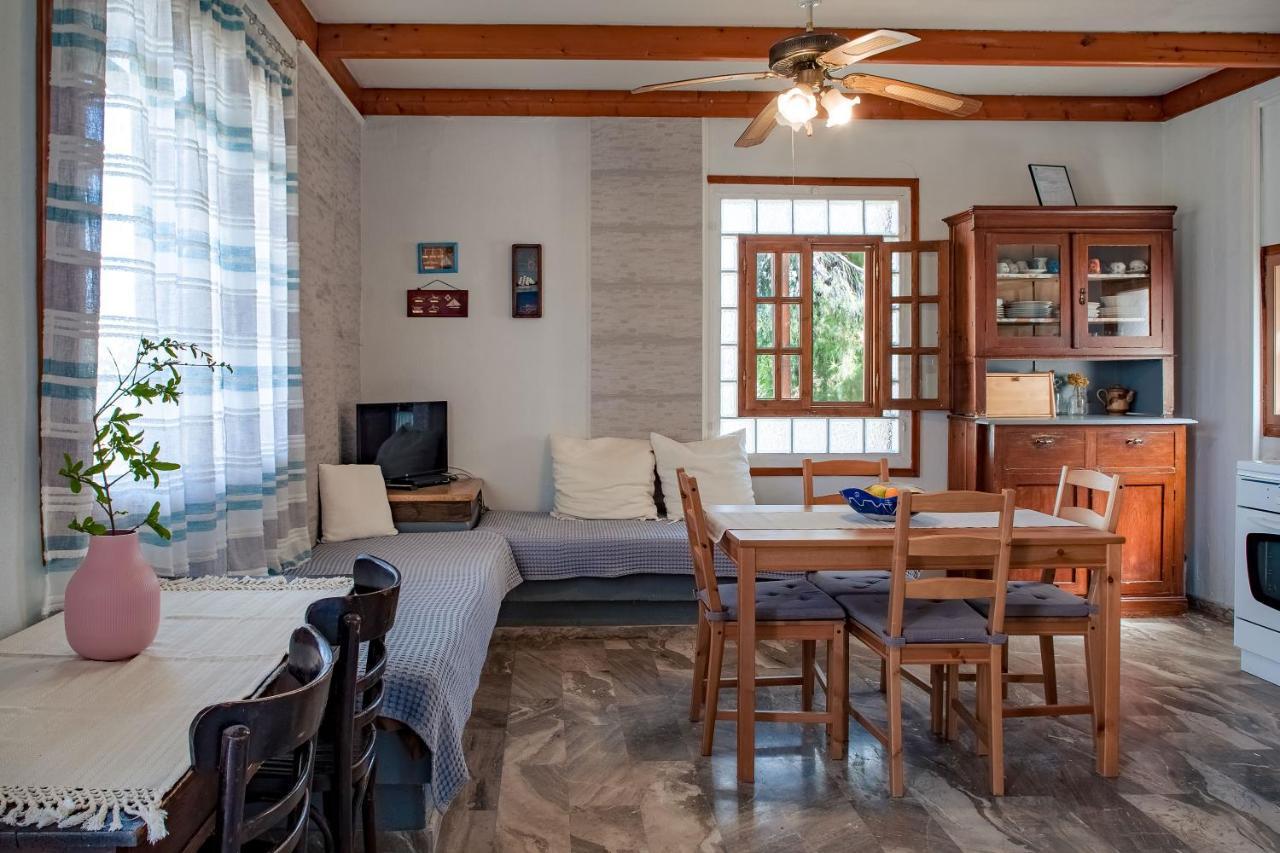 Appartement Alice House à Porto Heli Extérieur photo